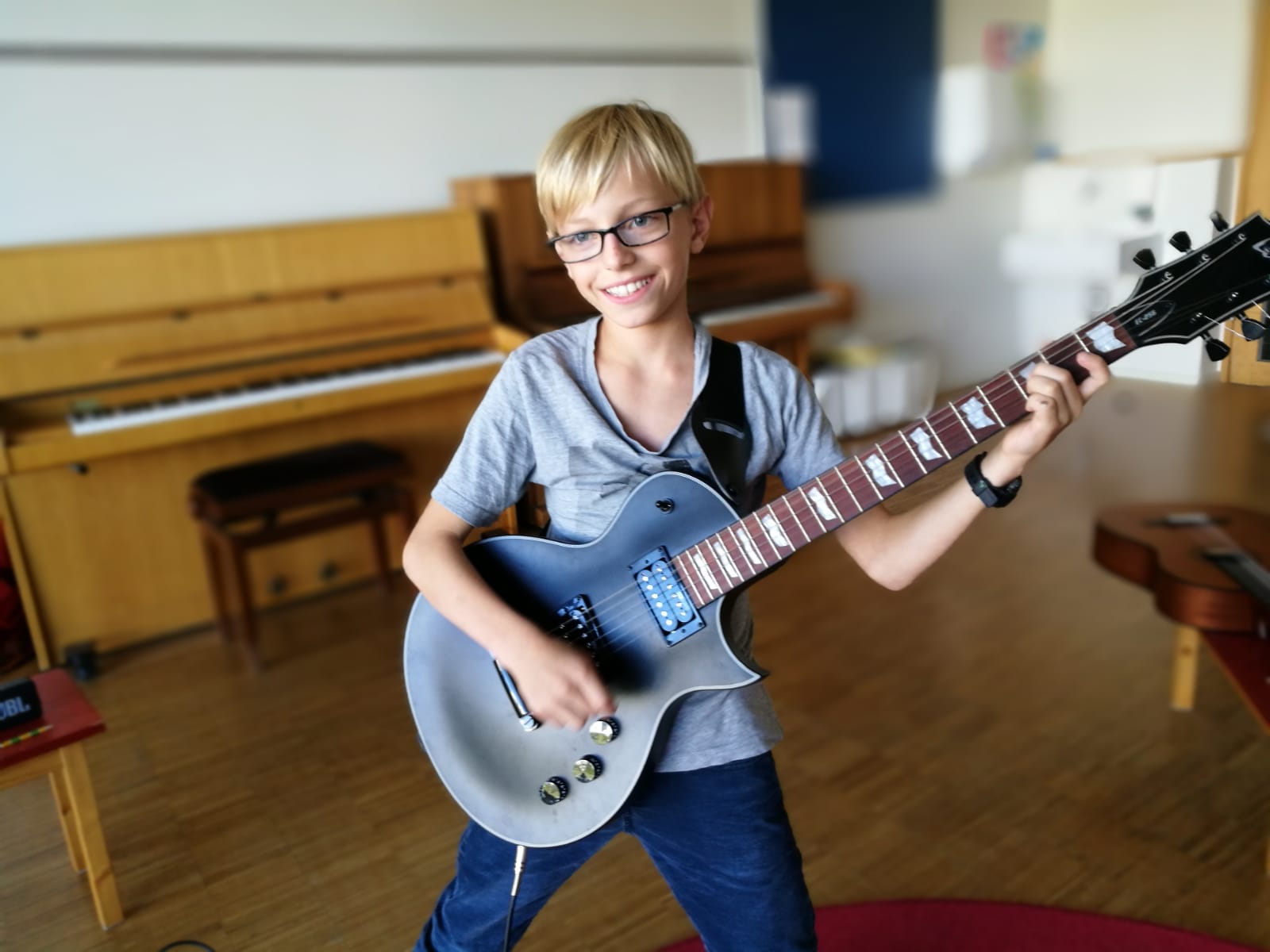 E-Gitarre Schüler in Augsburg